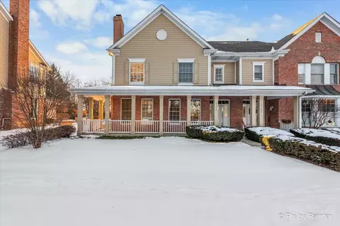 4319 Canterbury Ct, Saint Charles, IL 60174