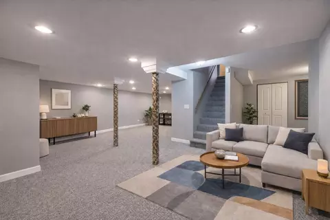 Living - 751 Garth Rd, Wheeling, IL 60090 photo 5 of 5