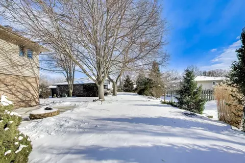 16 W671 89th Pl, Willowbrook, IL 60527 photo 23
