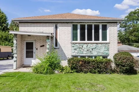 7840 Cronin Ave, Justice, IL 60458