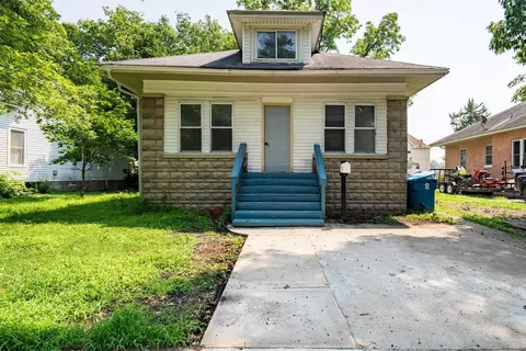 804 N Walnut St, Pontiac, IL 61764