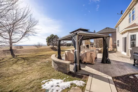 Exterior - 13456 Skyline Dr, Plainfield, IL 60585 photo 6 of 7