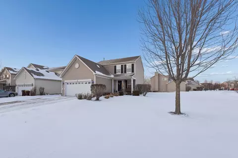 340 Town Center Blvd, Gilberts, IL 60136