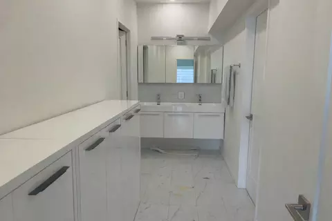 Other - 175 E Delaware Pl #4723, Chicago, IL 60611 photo 7 of 8