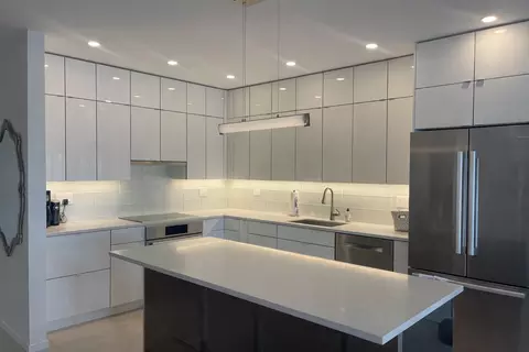 Kitchen - 175 E Delaware Pl #4723, Chicago, IL 60611 photo 2 of 2