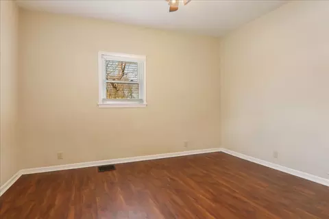 Bedroom - 813 W Jefferson St, Bloomington, IL 61701 photo 1 of 5