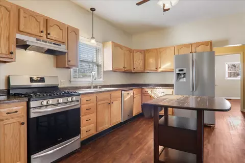 Kitchen - 813 W Jefferson St, Bloomington, IL 61701 photo 1 of 3