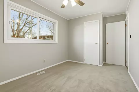 Bedroom - 1714 Arrowhead Dr, Bloomington, IL 61704 photo 4 of 6