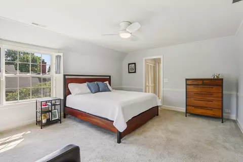 Bedroom - 846 Wagner Rd, Glenview, IL 60025 photo 3 of 5