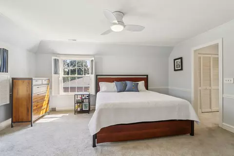 Bedroom - 846 Wagner Rd, Glenview, IL 60025 photo 2 of 5