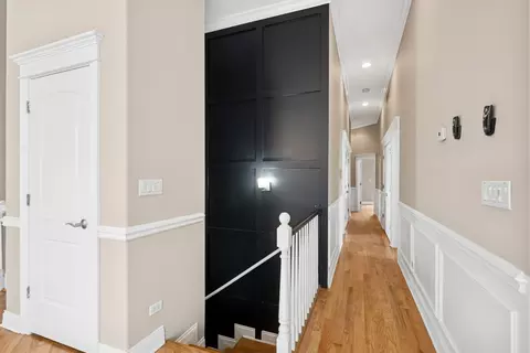 Entry Way - Undisclosed, Chicago, IL 60645 photo 1 of 1
