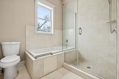Bath - Undisclosed, Chicago, IL 60645 photo 2 of 4