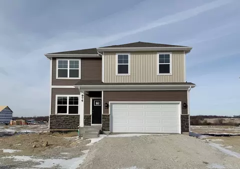 974 Garnet Ln, Montgomery, IL 60538