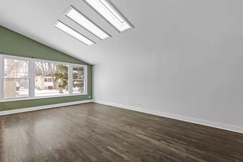 Living - 586 N 7th Ave, Des Plaines, IL 60016 photo 2 of 7