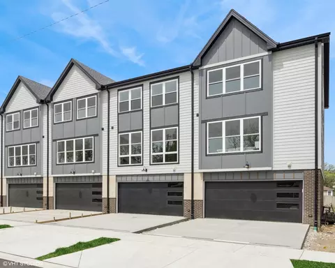 2805 N Auxplaines St, River Grove, IL 60171