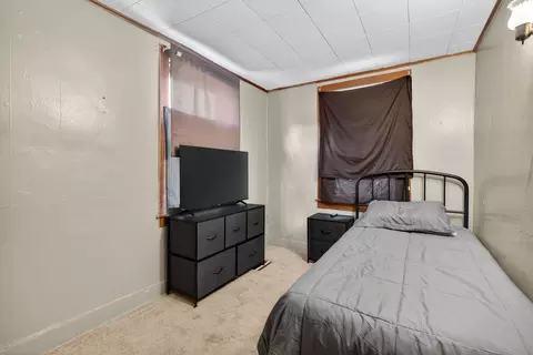 Bedroom - 530 E Main St, Morris, IL 60450 photo 4 of 6