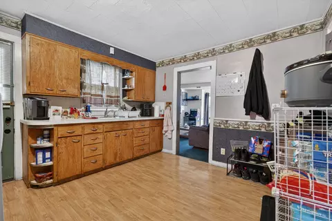 Kitchen - 530 E Main St, Morris, IL 60450 photo 3 of 7