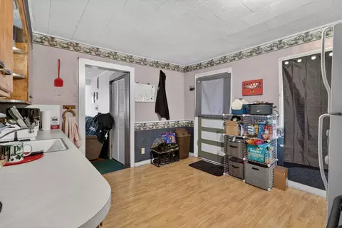 Kitchen - 530 E Main St, Morris, IL 60450 photo 2 of 7