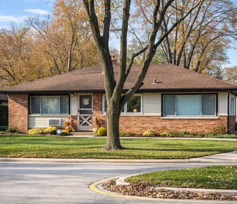 410 Indianwood Blvd, Park Forest, IL 60466