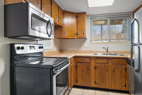 Kitchen - 101 N Orr Dr #1, Normal, IL 61761 photo 1 of 2