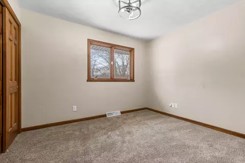 Bedroom - 11738 Southgate Rd, Roscoe, IL 61073 photo 3 of 6