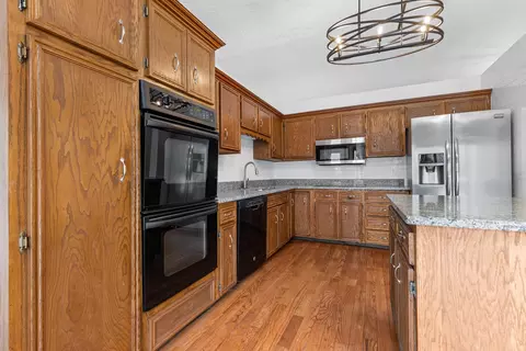 Kitchen - 11738 Southgate Rd, Roscoe, IL 61073 photo 2 of 3