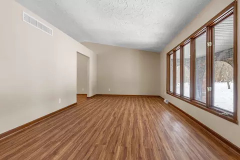 Living - 11738 Southgate Rd, Roscoe, IL 61073 photo 1 of 6