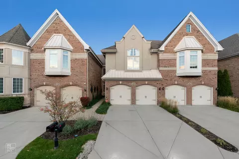 156 Paxton Rd, Bloomingdale, IL 60108