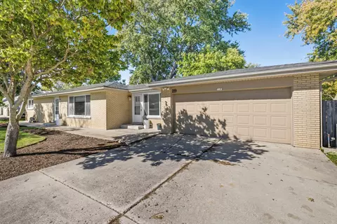 Exterior - 19 Brookside Ln, Bristol, IL 60512 photo 3 of 8