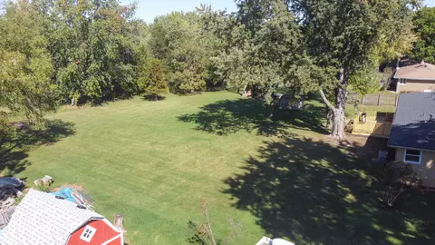 View/Area - 19 Brookside Ln, Bristol, IL 60512 photo 2 of 8