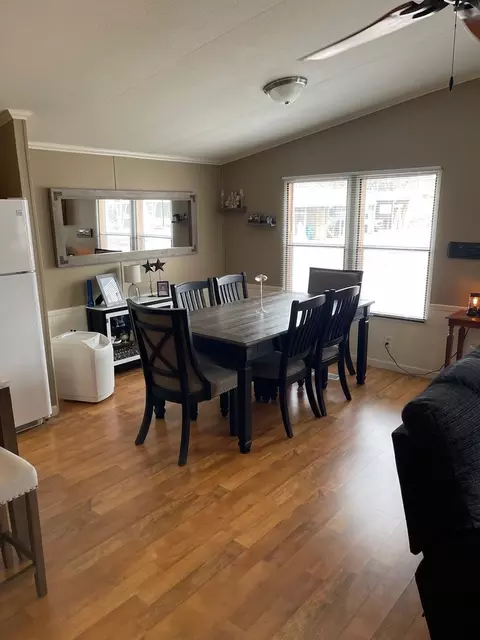 605 Pine St #18, Normal, IL 61761 photo 10