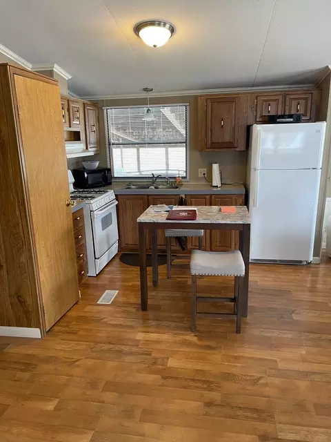 605 Pine St #18, Normal, IL 61761 photo 12