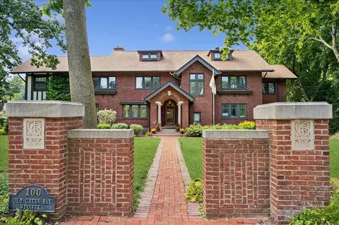 100 Old Green Bay Rd, Winnetka, IL 60093