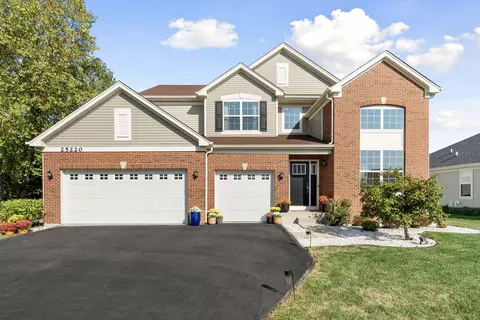 25220 W Zoumar Dr, Plainfield, IL 60586