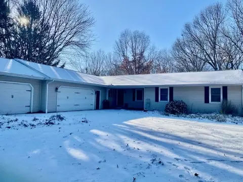 2280 Timber Ridge Dr, Princeton, IL 61356