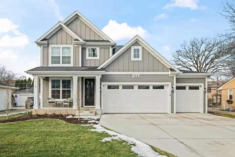 1222 N Walnut Ave, Arlington Heights, IL 60004