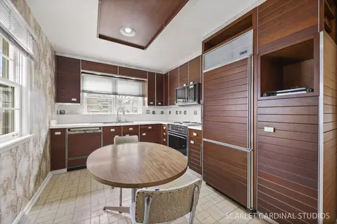 Kitchen - 110 Travers Ave, Wheaton, IL 60187 photo 1 of 2