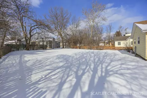 Exterior - 110 Travers Ave, Wheaton, IL 60187 photo 4 of 4