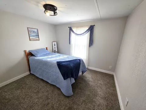 1060 W 5th St, Flora, IL 62839 photo 55