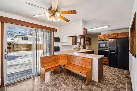 Kitchen - 1252 Park Blvd, Morris, IL 60450 photo 3 of 3