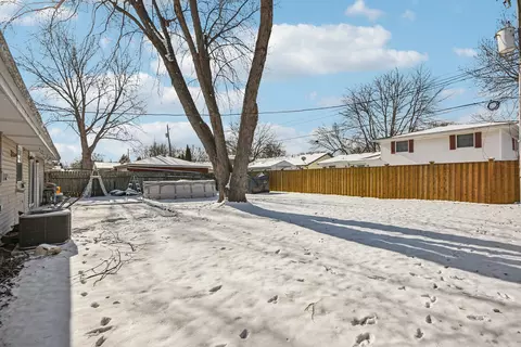 Exterior - 1252 Park Blvd, Morris, IL 60450 photo 4 of 4