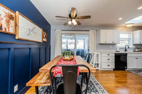 Dining - 610 W Wegner Rd, Mchenry, IL 60051 photo 1 of 5