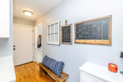 Entry Way - 610 W Wegner Rd, Mchenry, IL 60051 photo 2 of 2