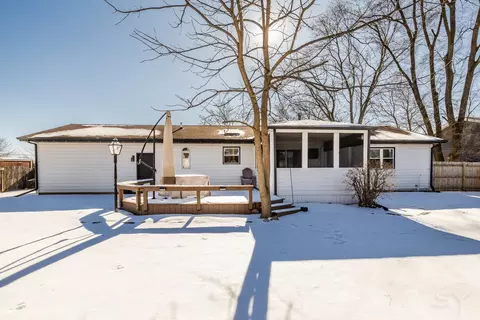 Exterior - 610 W Wegner Rd, Mchenry, IL 60051 photo 7 of 7
