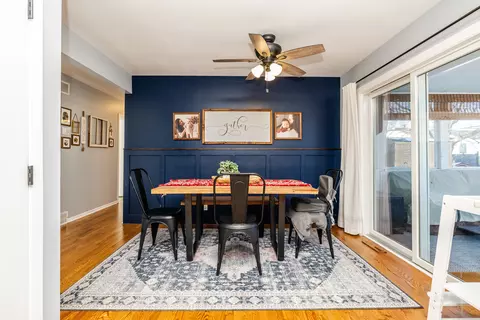 Dining - 610 W Wegner Rd, Mchenry, IL 60051 photo 5 of 5