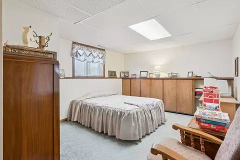 Bedroom - 302 Baker St, Fulton, IL 61252 photo 5 of 6