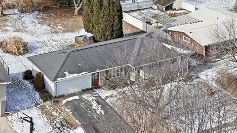 View/Area - 302 Baker St, Fulton, IL 61252 photo 6 of 6