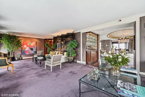 Living - 100 E Huron St #3705, Chicago, IL 60611 photo 3 of 4