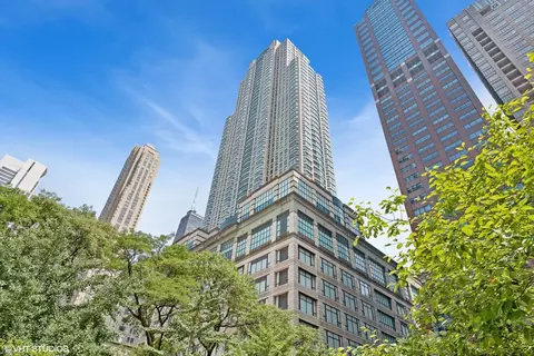 100 E Huron St #3705, Chicago, IL 60611