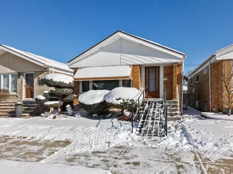 6031 S Moody Ave, Chicago, IL 60638